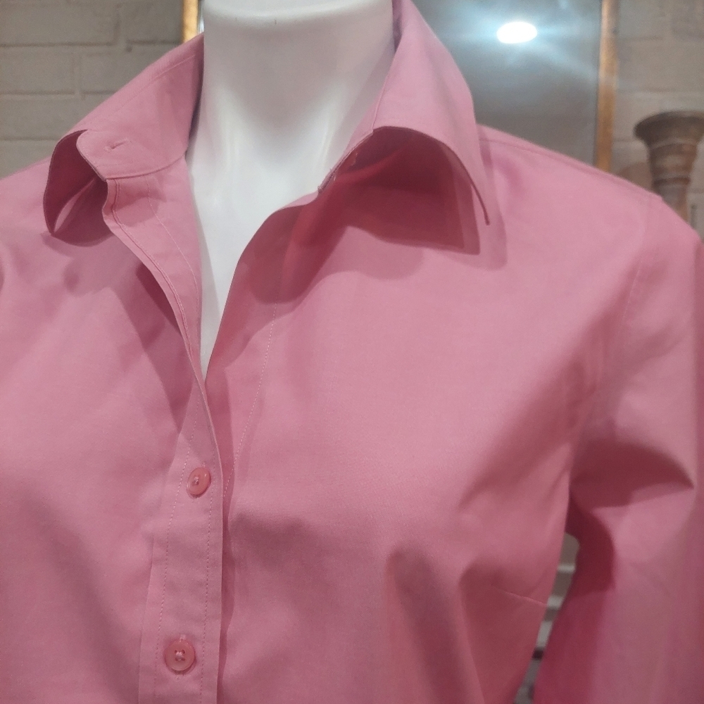 Harolds Women’s Sz M Pink V-Neck Button Front Collared City Shirt Classic Style - Picture 8 of 11